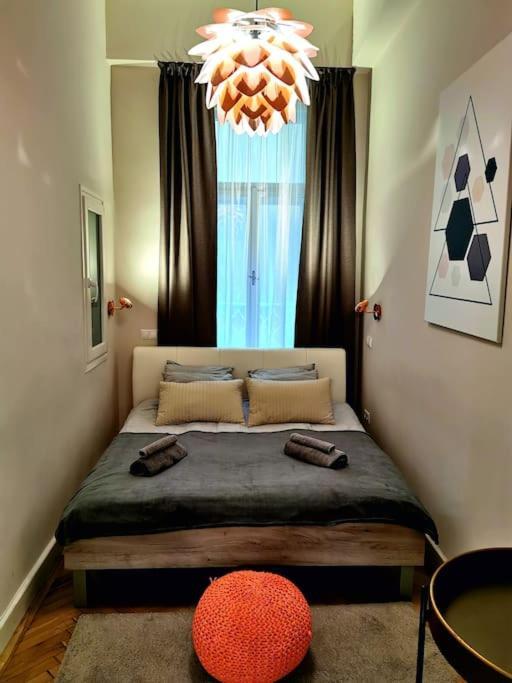 Luxury Apartment Near Astoria With Ac Budapest Exterior photo